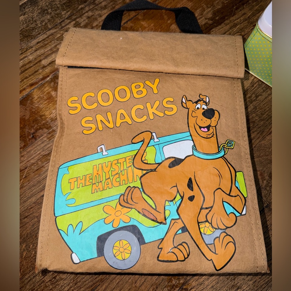 Scooby-Doo "Scooby Snacks" Insulated Lunch Bag/Cooler Tote | Mystery Machine
